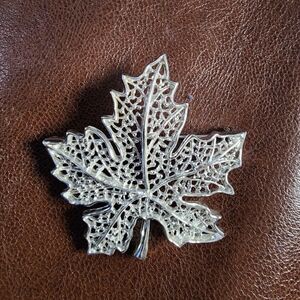 Sarah Coventry Silver Leaf Brooch